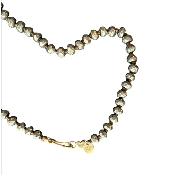 CHAN LUU Elegant SLATE and Gold Chain Necklace - Picture 6 of 11